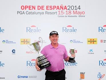 A happy Jimenez after yesterday’s win